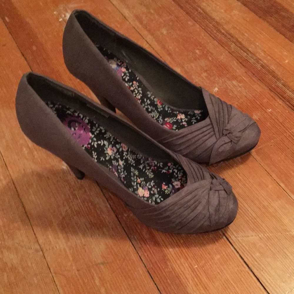 Grey high heels